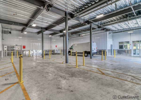 CubeSmart Self Storage MA Worcester Barber Ave - 80 Barber Avenue