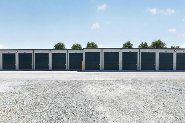 StorageMart - Endeavor Dr - 15385 Endeavor Drive