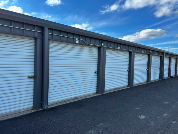 10 Federal Storage - Sanford Dr - 2222 Sanford Drive