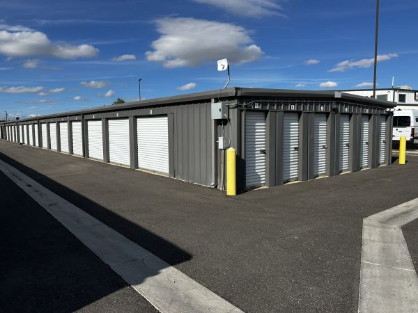 10 Federal Storage - Sanford Dr - 2222 Sanford Drive