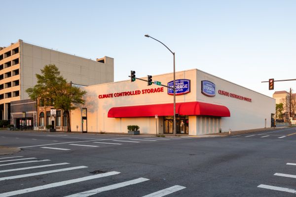 Arkansas Storage Centers - Downtown Storage Center - 823 Main Street