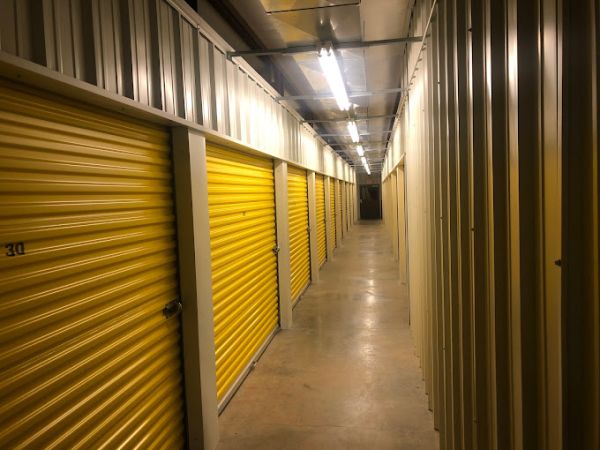 Storage Lion - Pea Ridge - 452 Weston Street