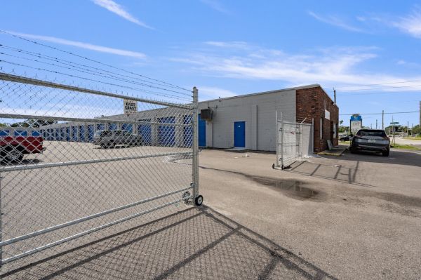 Cocoa Warehouse and Storage - 1520 Peachtree Street