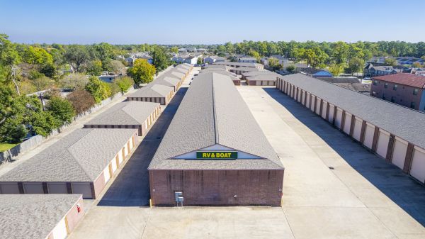 Devon Self Storage - 9275 - Gessner Rd - 1918 Gessner Road