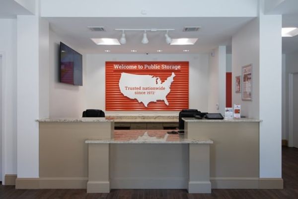 Public Storage - Conroe - 1040 Gladstell St - 1040 Gladstell St