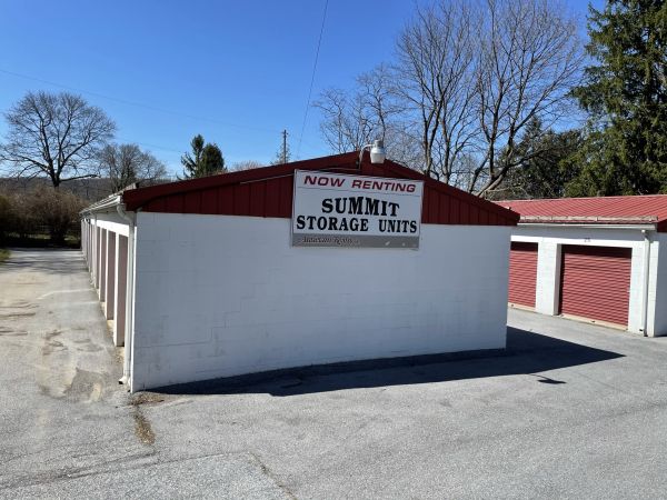 Summit Storage - 13689 Monterey Lane