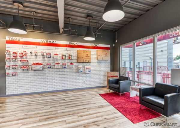 CubeSmart Self Storage - 2250 Earhart BLVD - LA - 2250 Earhart Boulevard