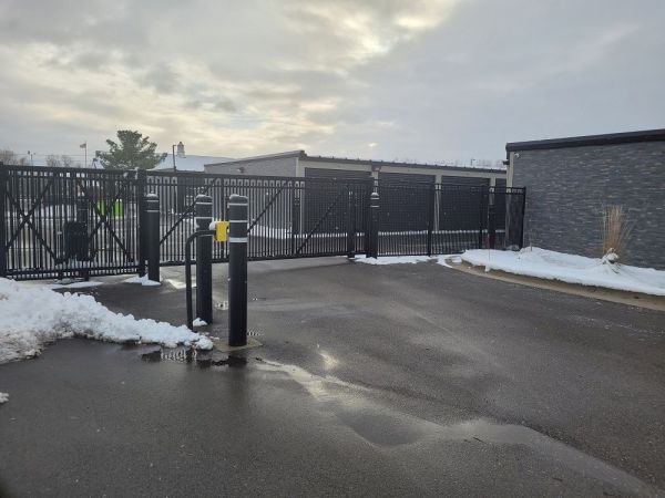 Extra Space Storage - 2088 - Grand Rapids - 4 Mile Rd NW - 949 4 Mile Road Northwest
