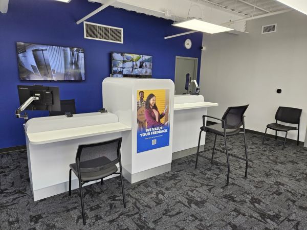 Extra Space Storage - 4275 - Somerset - Elizabeth Ave - 471 Elizabeth Avenue