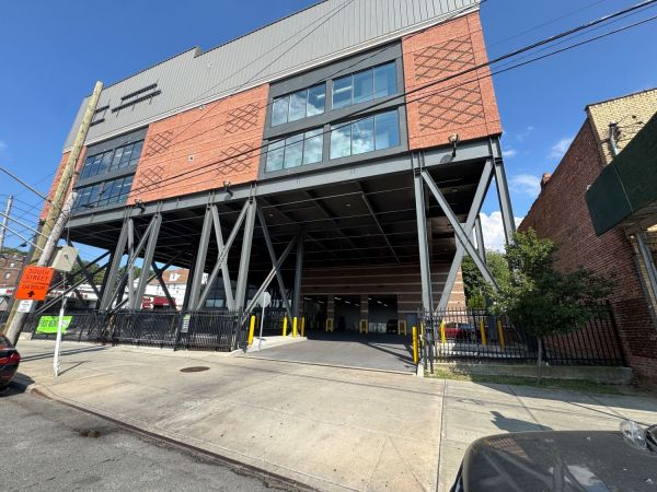 Extra Space Storage - 6551 - Mt Vernon - W 1st St - 316 West 1st Street