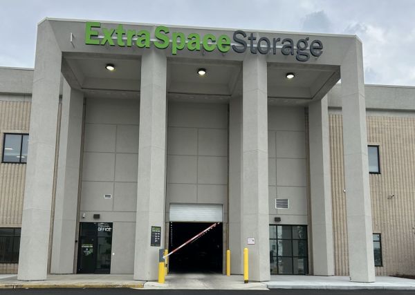 Extra Space Storage - 6593 - Baltimore - Security Blvd - 6901 Security Boulevard