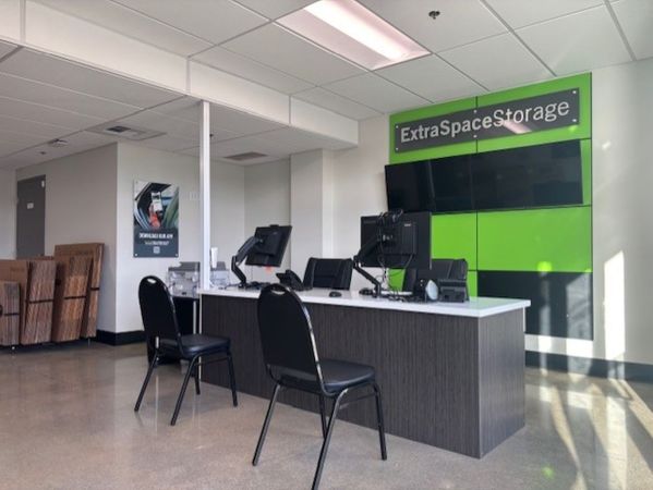 Extra Space Storage - 6603 - Tacoma - S Highland Ave - 1018 South Highland Avenue
