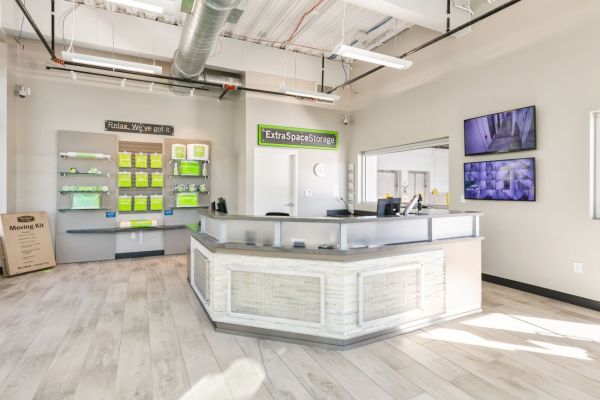 Extra Space Storage - 6590 - Bradenton - 115 Manatee Ave W - 115 Manatee Avenue West