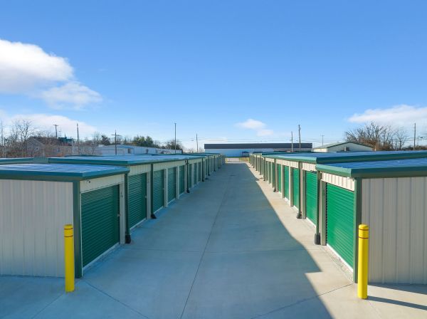 FreeUp Storage Simpsonville - 401 3rd Street