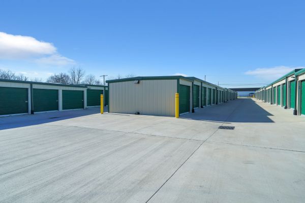 FreeUp Storage Simpsonville - 401 3rd Street