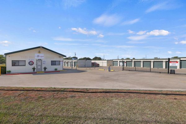 FreeUp Storage Terrell - 161 Business Circle