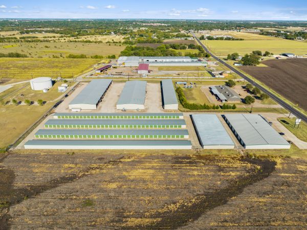 FreeUp Storage Waxahachie - 1832 Farm To Market 66