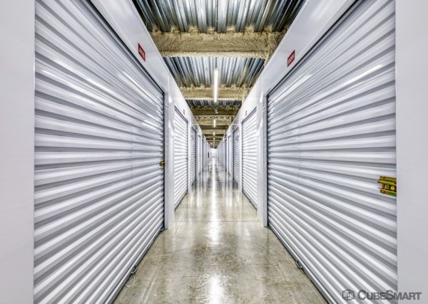 CubeSmart Self Storage - 3971 Colonial Blvd - FL - 3971 Colonial Boulevard