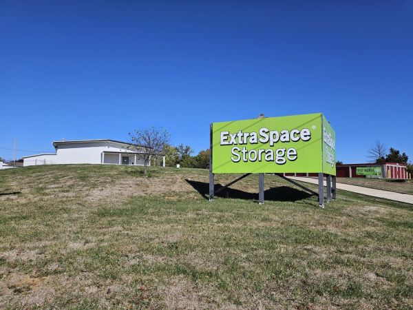 Extra Space Storage - 6670 - Warrenton - 1209 NE Service Rd - 1209 North Service Road East