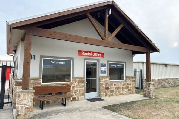 Public Storage - Waxahachie - 141 Blackchamp Rd - 141 Blackchamp Rd