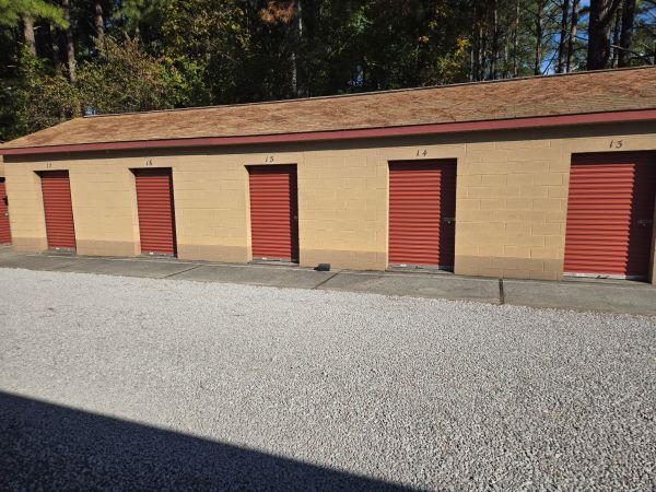Route 612 Self Storage - 3840 Richmond Road