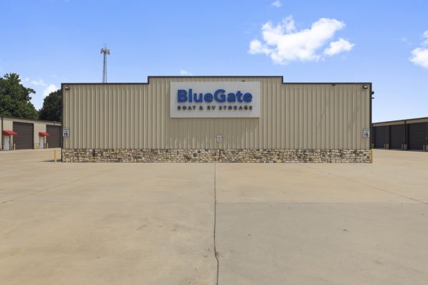 BlueGate - Conroe - 10985 Sleepy Hollow Road