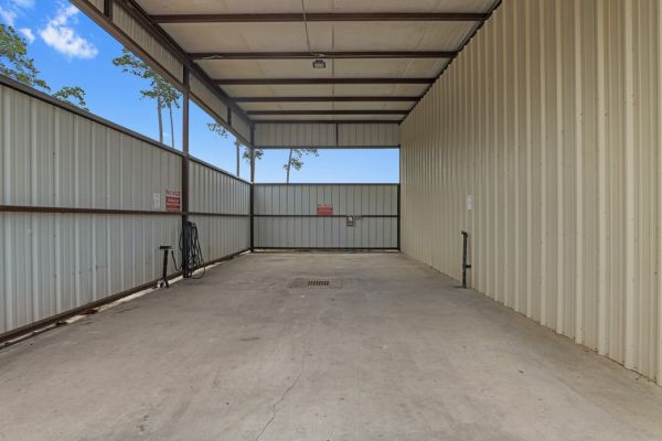 BlueGate - Conroe - 10985 Sleepy Hollow Road