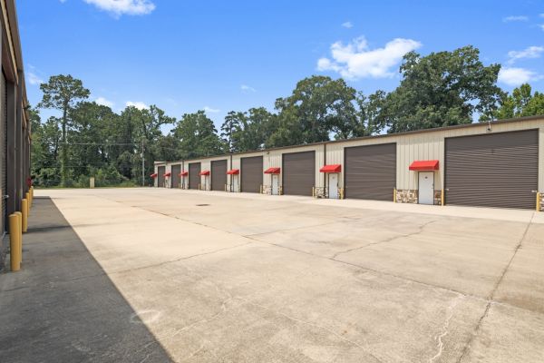 BlueGate - Conroe - 10985 Sleepy Hollow Road