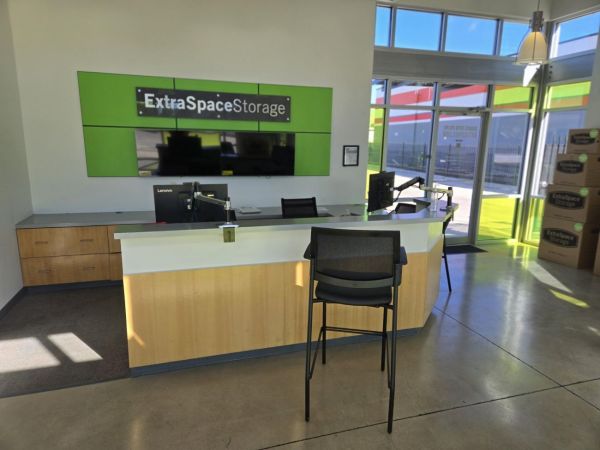 Extra Space Storage - 2225 - San Antonio - 6075 De Zavala Rd - 6075 De Zavala Road