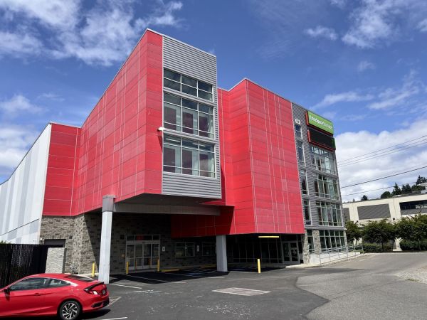 Extra Space Storage - 2085 - Seattle - W Armory Way - 1561 West Armory Way