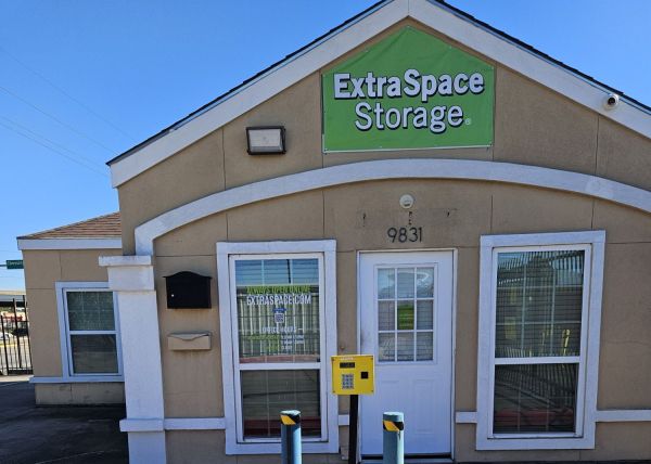 Extra Space Storage - 2087 - Houston - 9831 W Bellfort Ave - 9831 West Bellfort Avenue