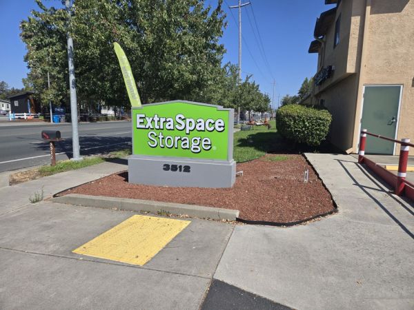 Extra Space Storage - 6635 - Santa Rosa - Santa Rosa Ave - 3512 Santa Rosa Avenue