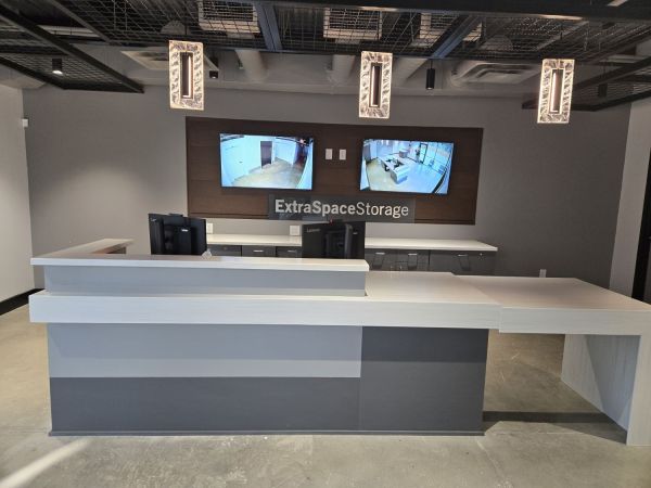 Extra Space Storage - 6723 - San Antonio - E French Pl - 211 East French Place
