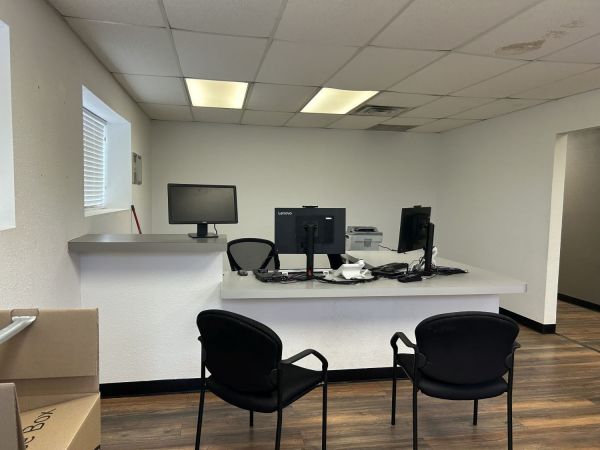Extra Space Storage - 6643 - DeSoto - N Hampton Rd - 1817 North Hampton Road