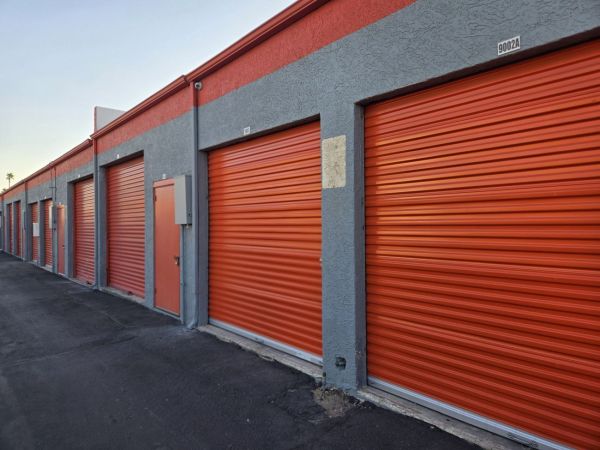 Extra Space Storage - 6639 - Peoria - W Grand Ave - 8969 West Grand Avenue
