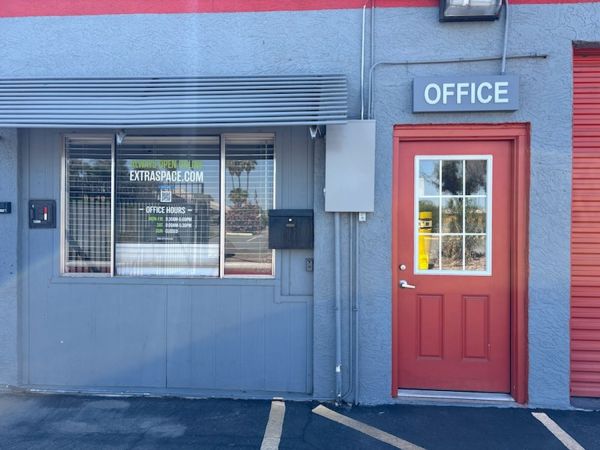 Extra Space Storage - 6639 - Peoria - W Grand Ave - 8969 West Grand Avenue