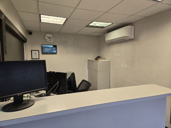 Extra Space Storage - 6681 - Bedford - Bedford Rd - 2708 Bedford Road