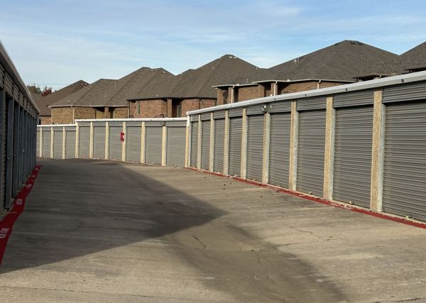 Extra Space Storage - 6681 - Bedford - Bedford Rd - 2708 Bedford Road