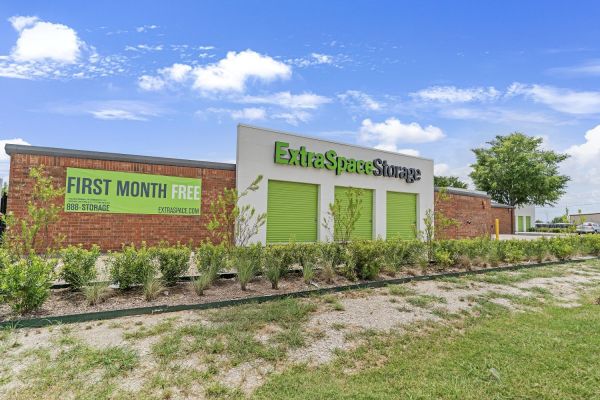 Extra Space Storage - 6738 - Arlington - Mansfield Webb Rd - 1750 Mansfield Webb Road