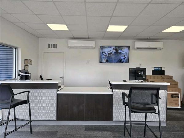 Extra Space Storage - 6740 - San Antonio - Poteet Jourdanton Fwy - 9018 Poteet Jourdanton Freeway Access Road