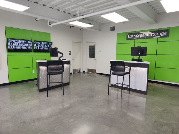 Extra Space Storage - 6152 - Houston - 3307 Fuqua St - 3307 West Fuqua Street