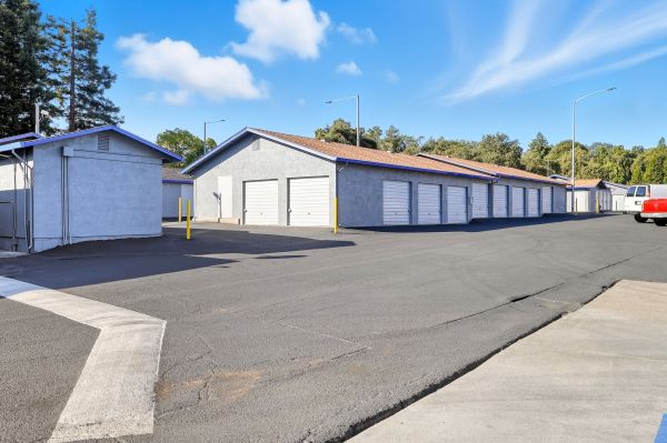 Storage Star Cloverdale - Industrial Dr. - 35 Industrial Drive