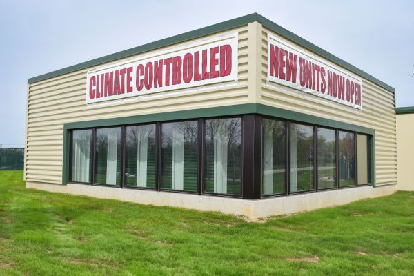 Attic Storage of Spring Hill - 21660 West 207th Street