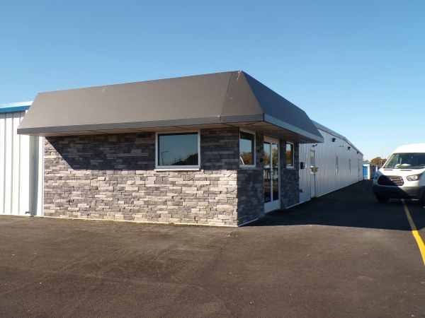 King Self Storage - 77 King Boulevard