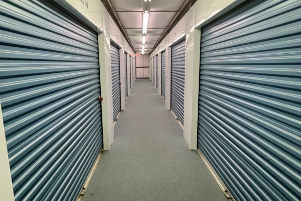 10 Federal Storage - Riverside Dr - 4100 Riverside Drive