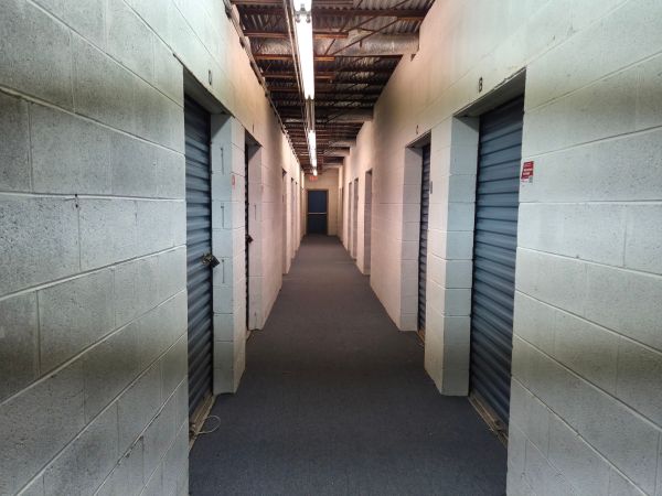 10 Federal Storage - Riverside Dr - 4100 Riverside Drive