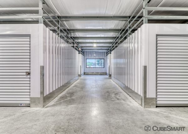 CubeSmart Self Storage - 1053 Cromwell Avenue - Ct - 1053 Cromwell Avenue