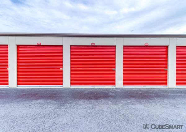 CubeSmart Self Storage - 430 1st Avenue South - FL - 430 1st Avenue South