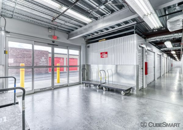 CubeSmart Self Storage - 430 1st Avenue South - FL - 430 1st Avenue South