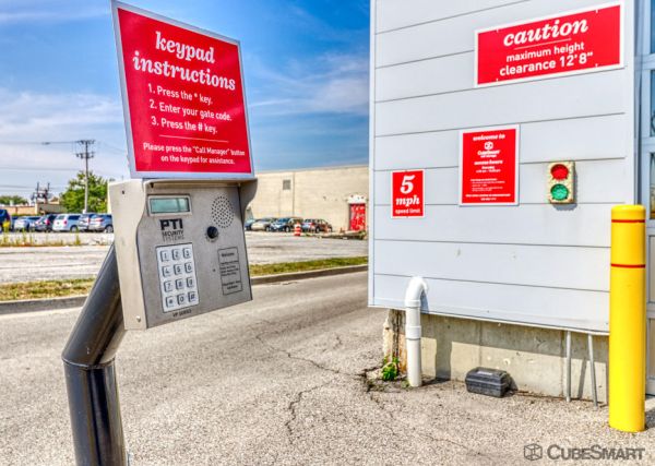 CubeSmart Self Storage - Oakton Street - 3526 Oakton Street